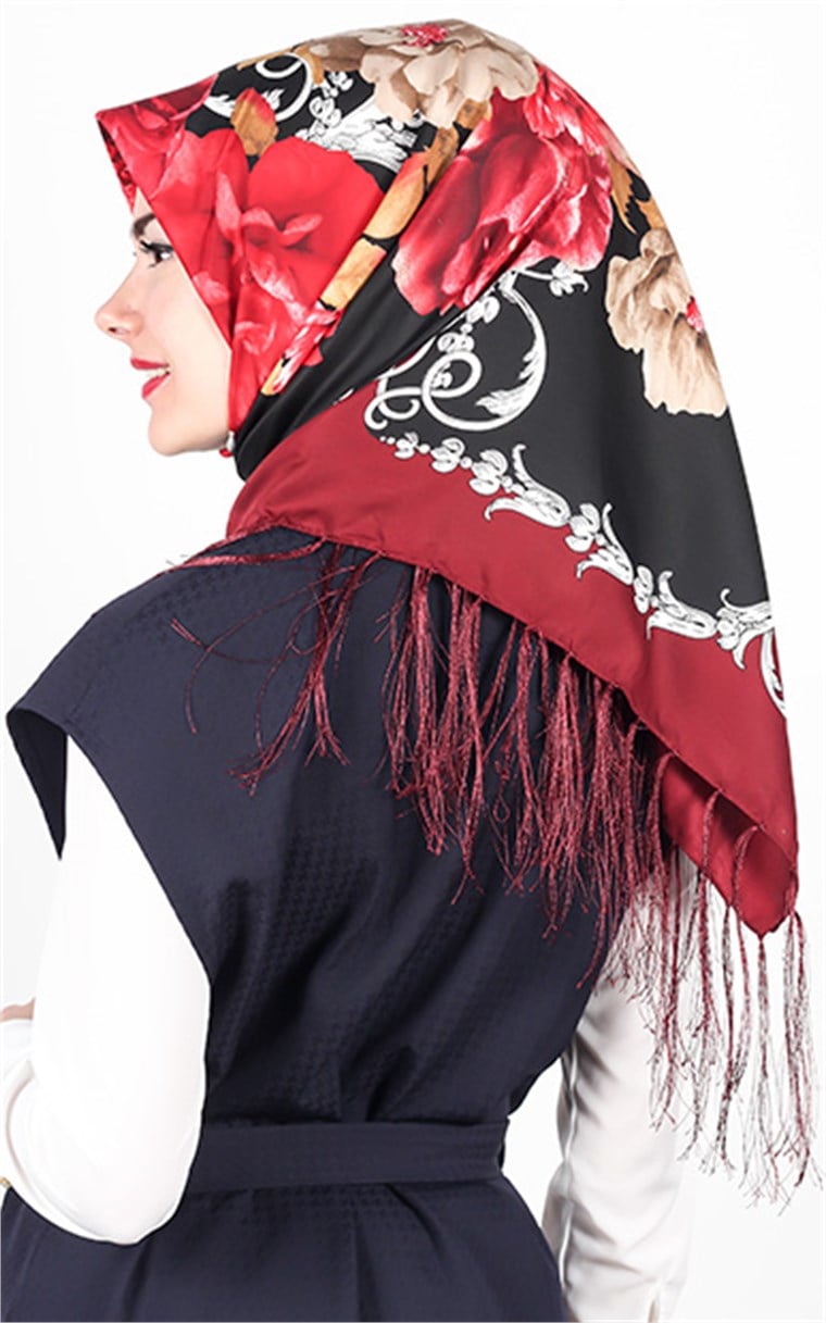 111-0013-12 PİRAMİT PÜSKÜLLÜ EŞARP