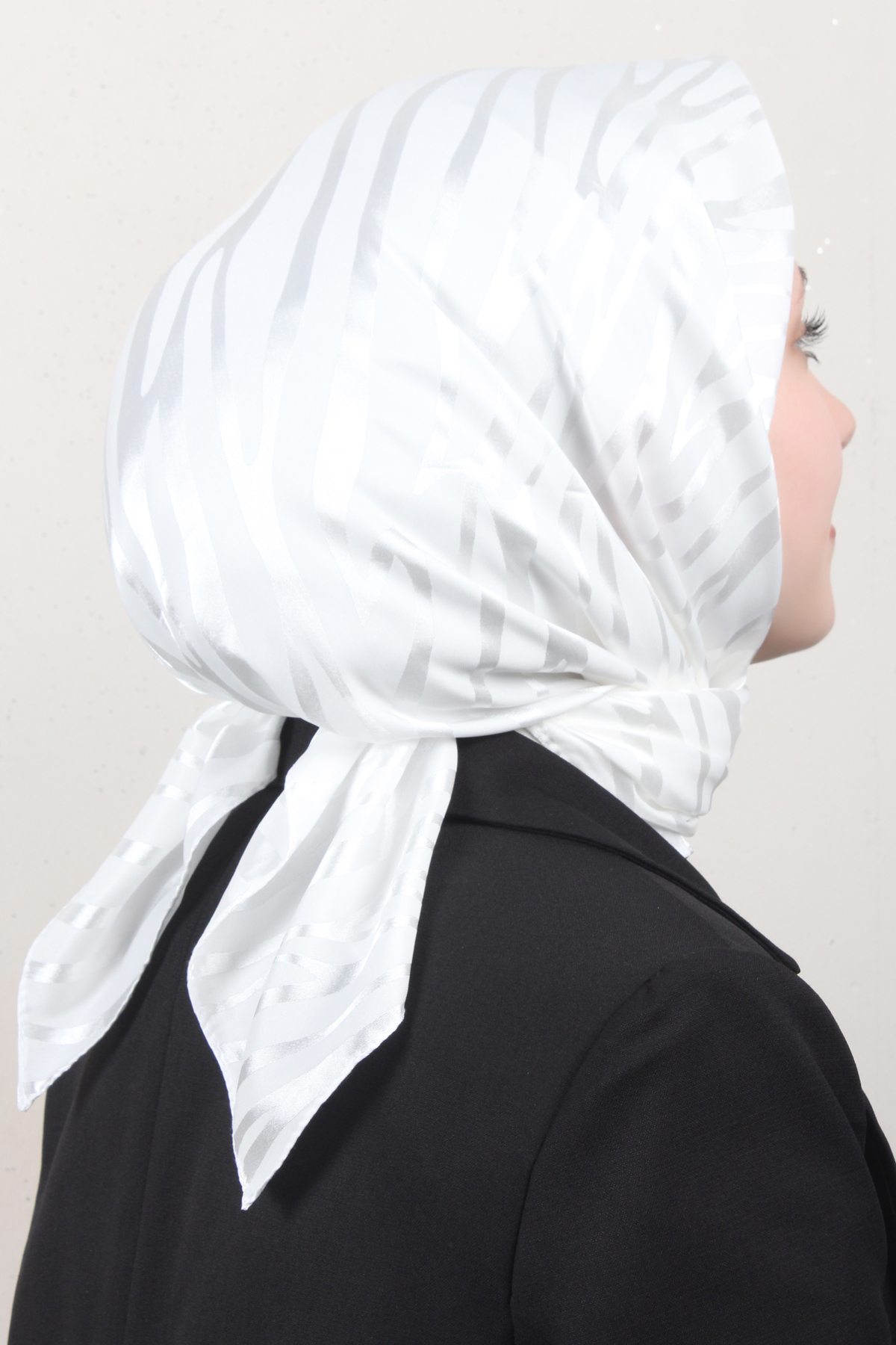 Golden Jakar Eşarp 4136-12 Beyaz