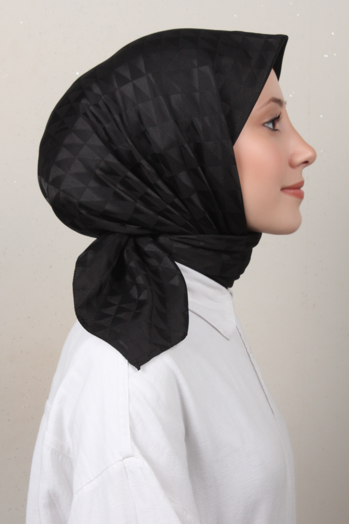 Golden Jakar Eşarp 4138-17 Siyah 
