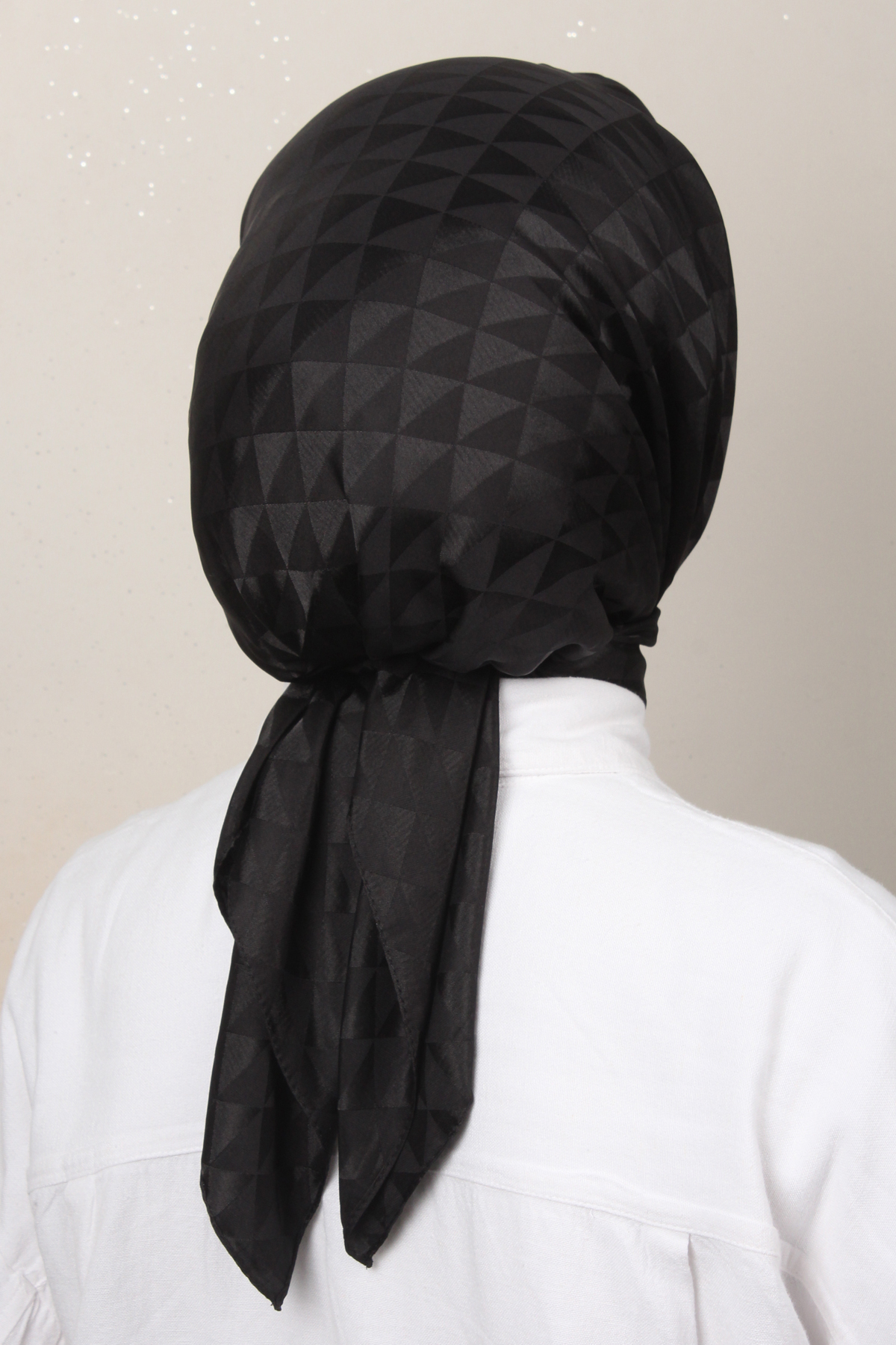 Golden Jakar Eşarp 4138-17 Siyah 