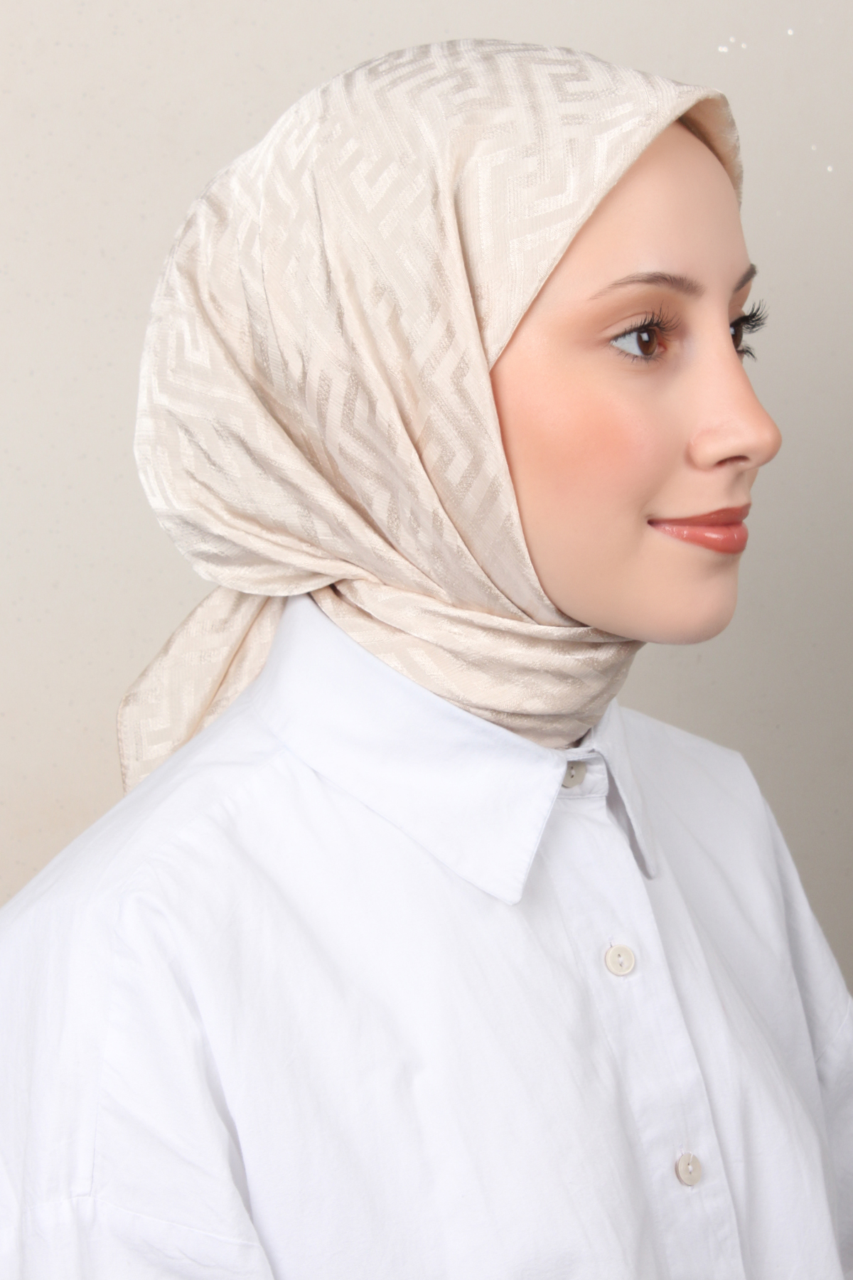 Golden Jakar Eşarp 4202-2