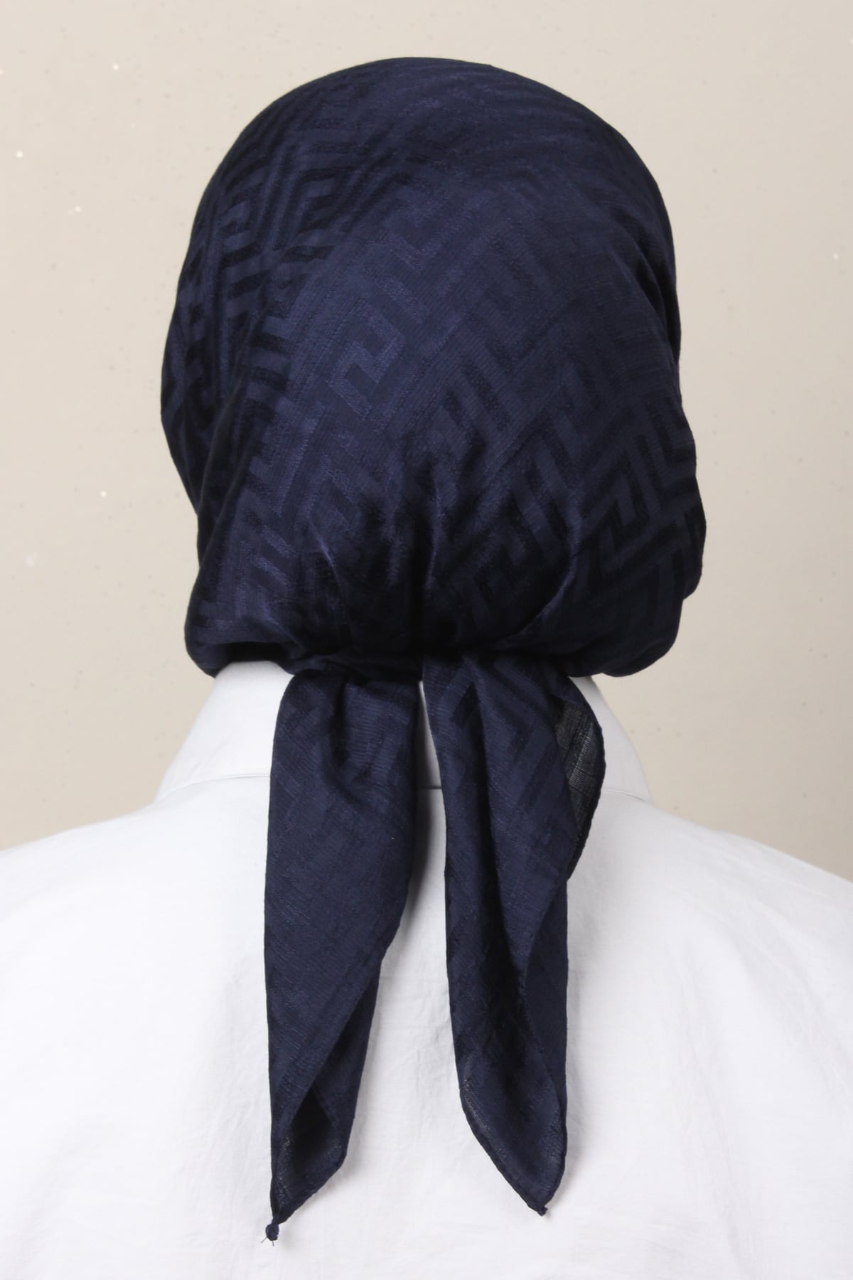Golden Jakar Eşarp 4202-8