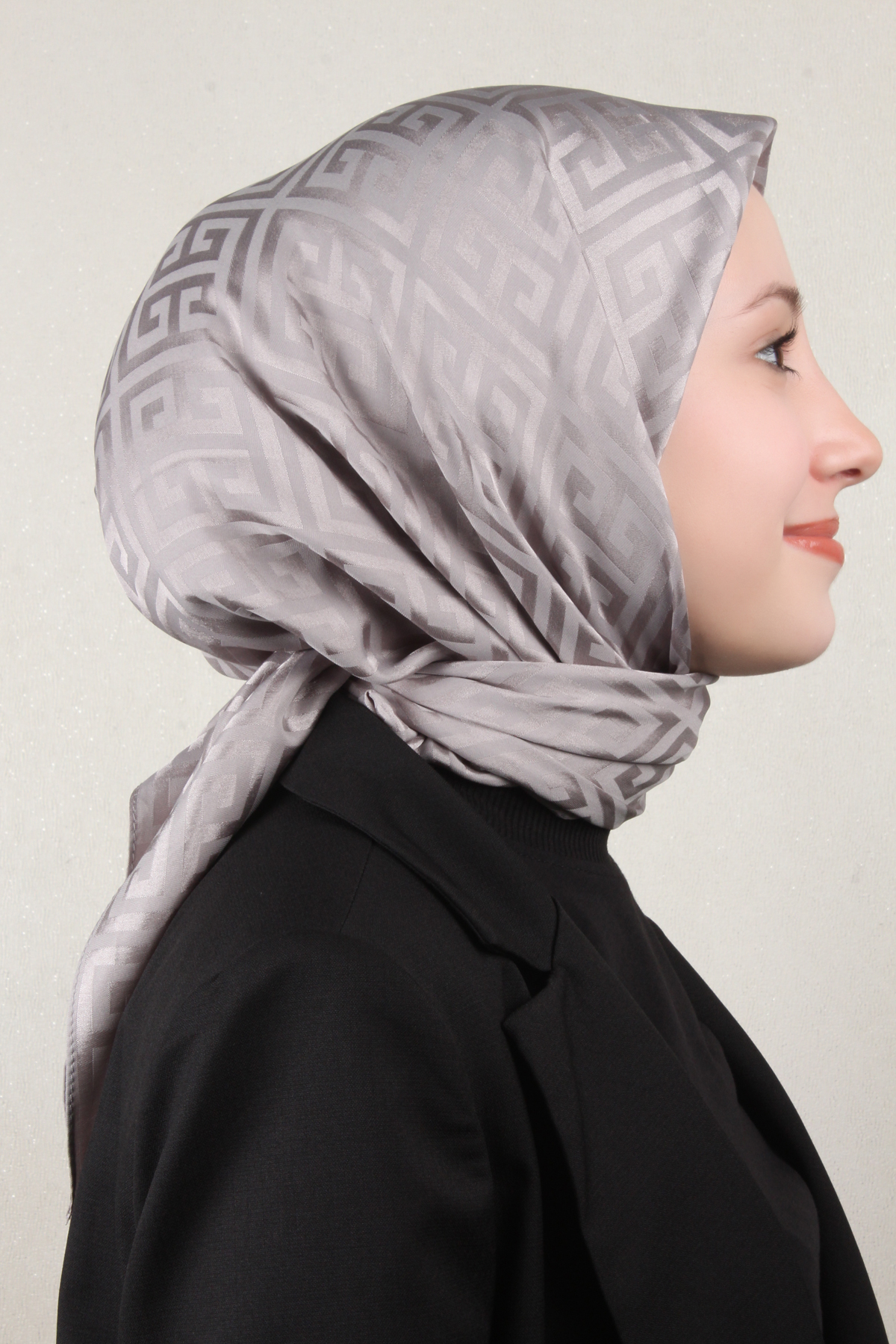 Golden Jakar Eşarp Grift Desen 4118-17 Duman