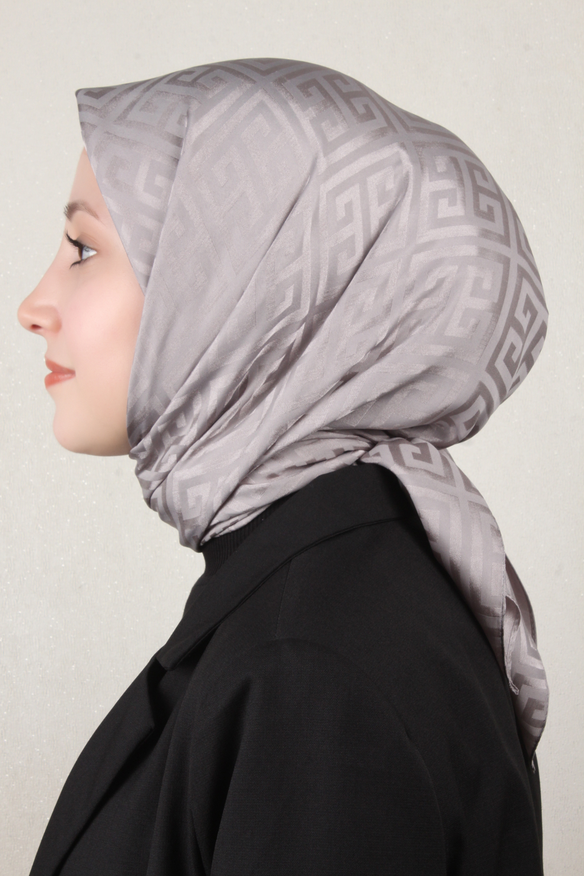 Golden Jakar Eşarp Grift Desen 4118-17 Duman