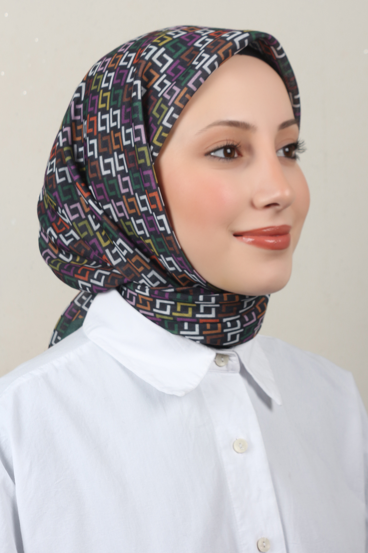 Lux Soft Pamuklu Eşarp 4040-223 Zümrüt 