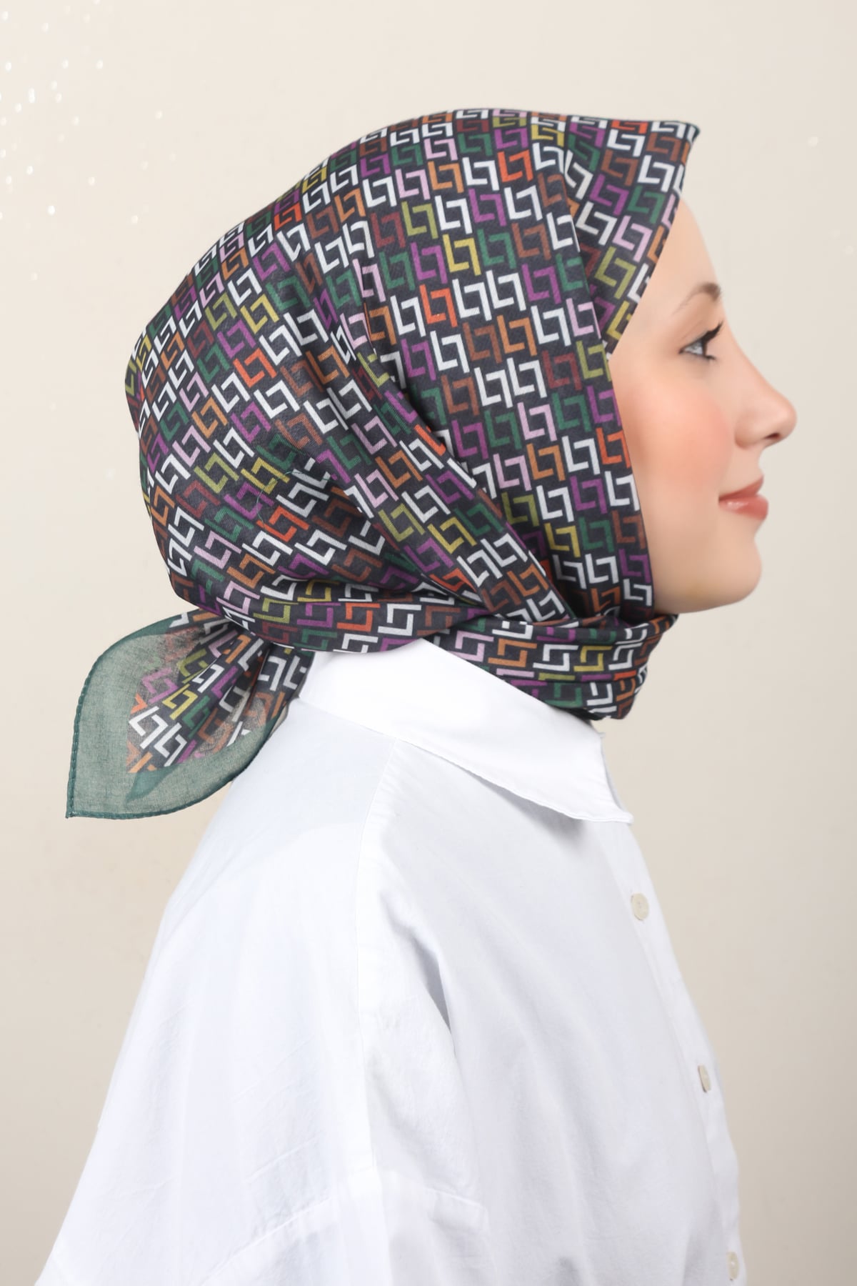 Lux Soft Pamuklu Eşarp 4040-223 Zümrüt 