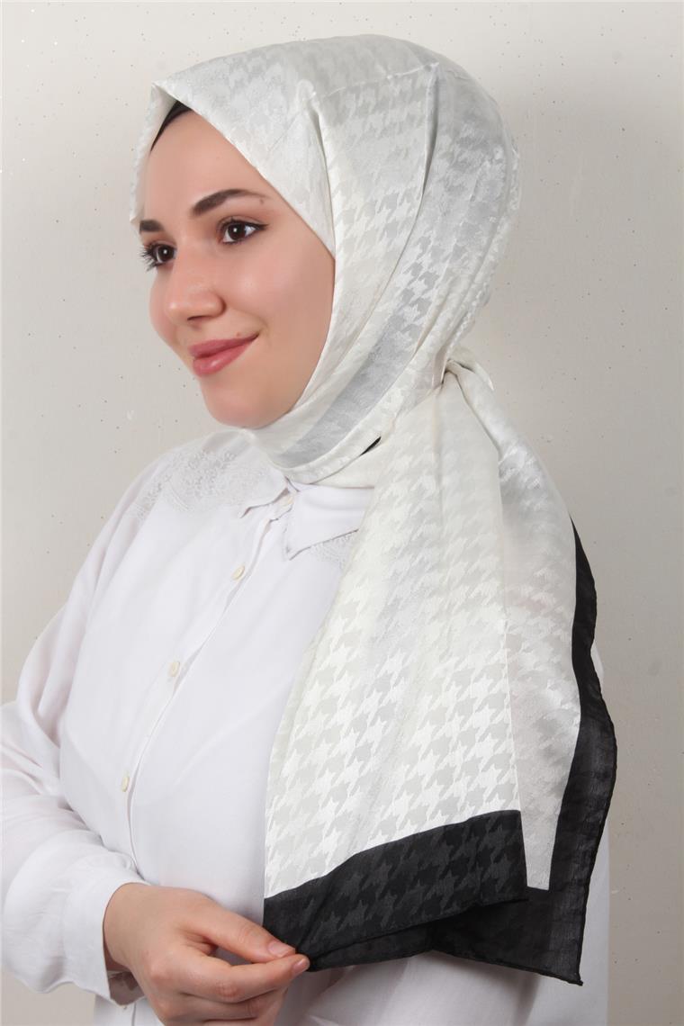 Monogram Şal 149-26 Beyaz