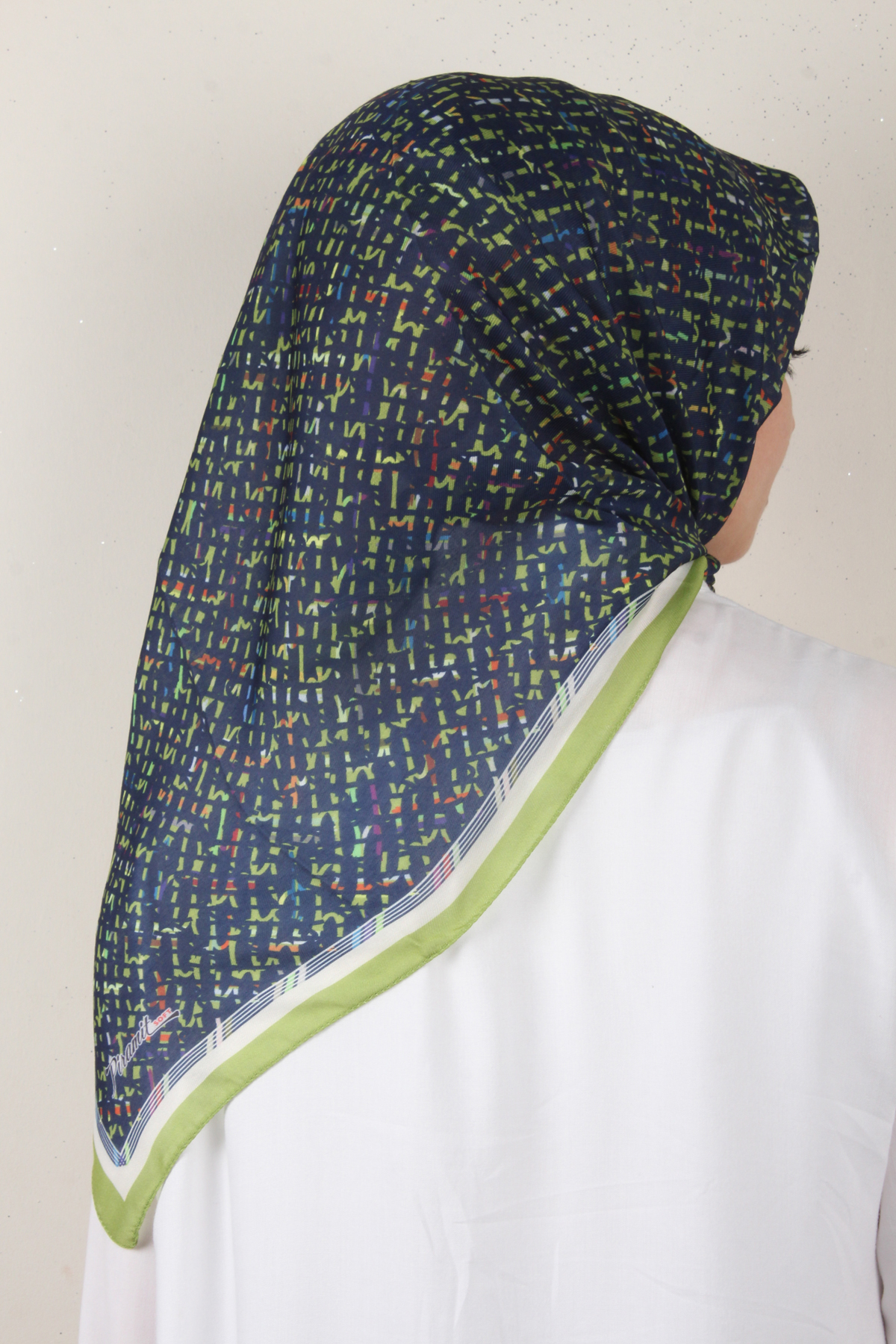 Nirvana Soft Eşarp 3347-10 Lacivert-Fıstık Yeşili
