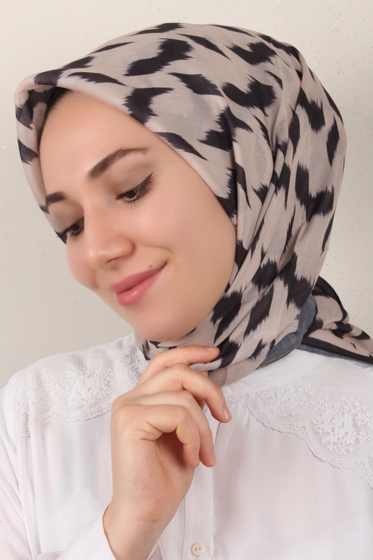 Nirvana Soft Eşarp 3348-19 Siyah-Bej