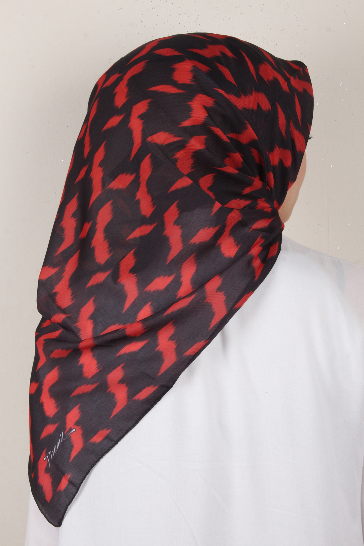 Nirvana Soft Eşarp 3348-25 Siyah-Kırmızı