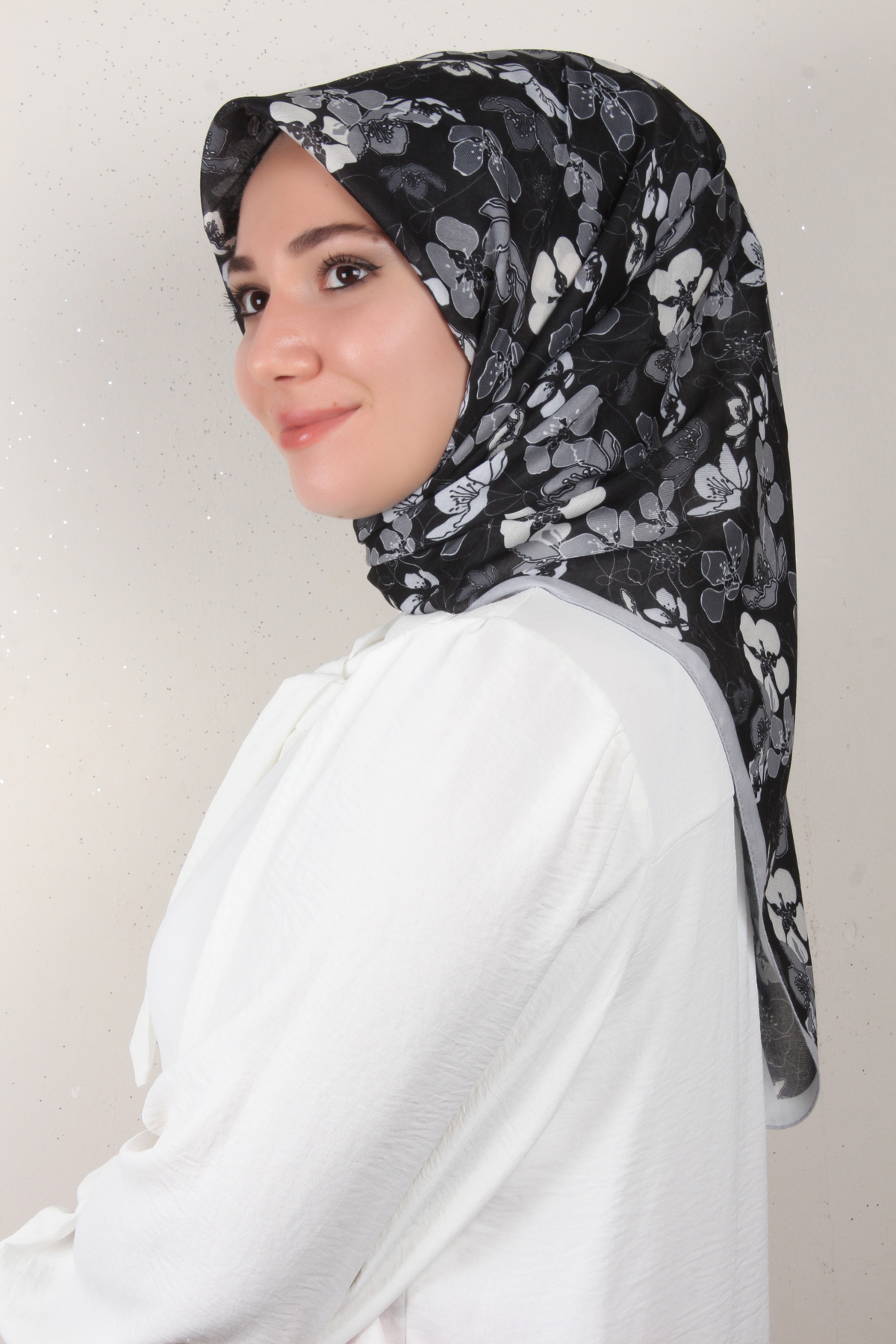Nirvana Soft Eşarp 8093-7 Siyah-Gri