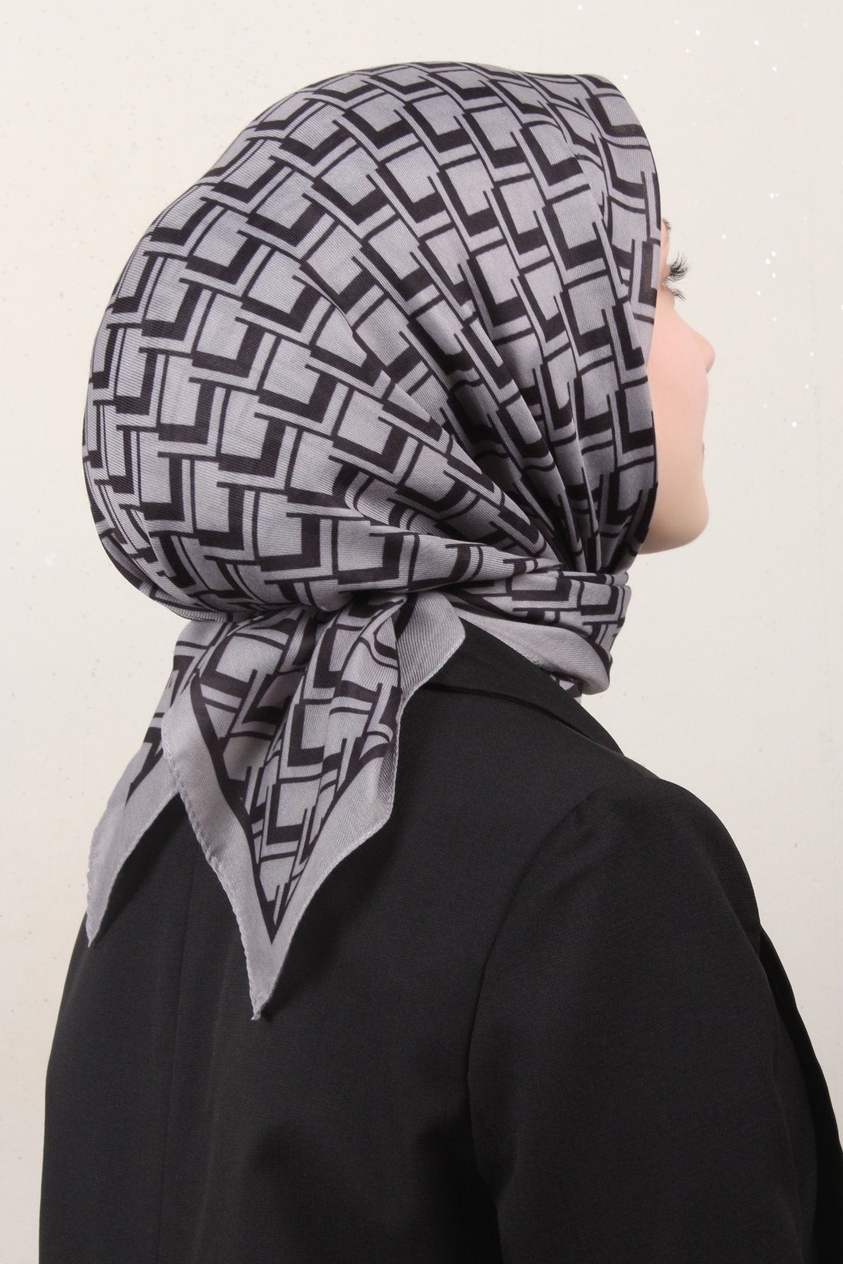 Nirvana Soft Eşarp 8110-13 Gri