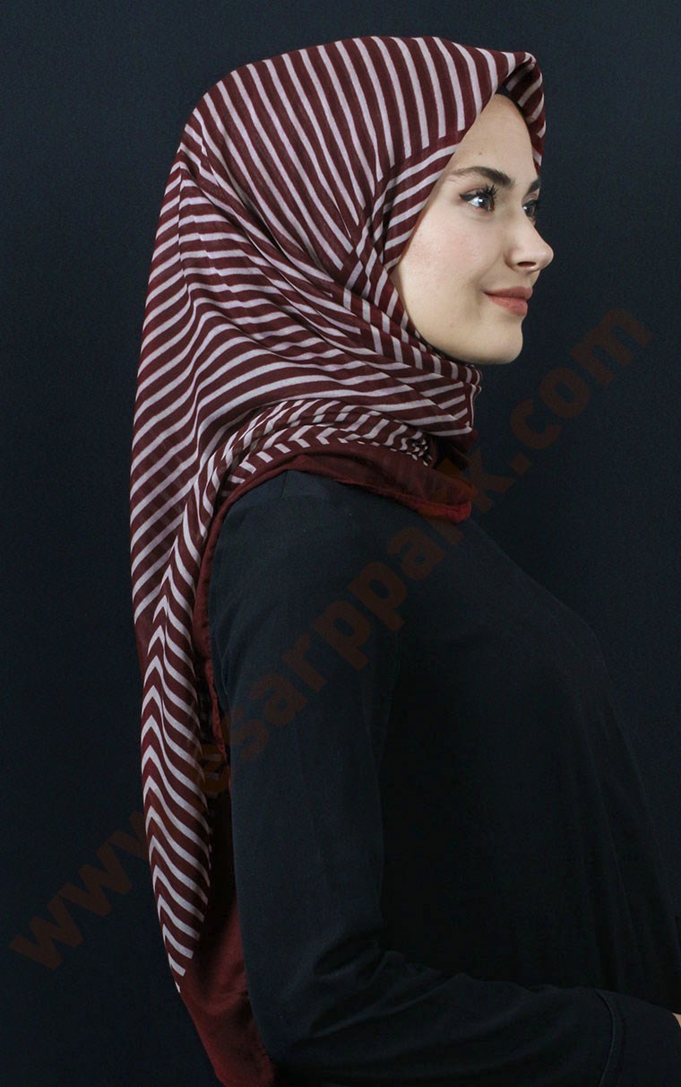 Pamuklu 140x140 Cm Eşarp 1070-27