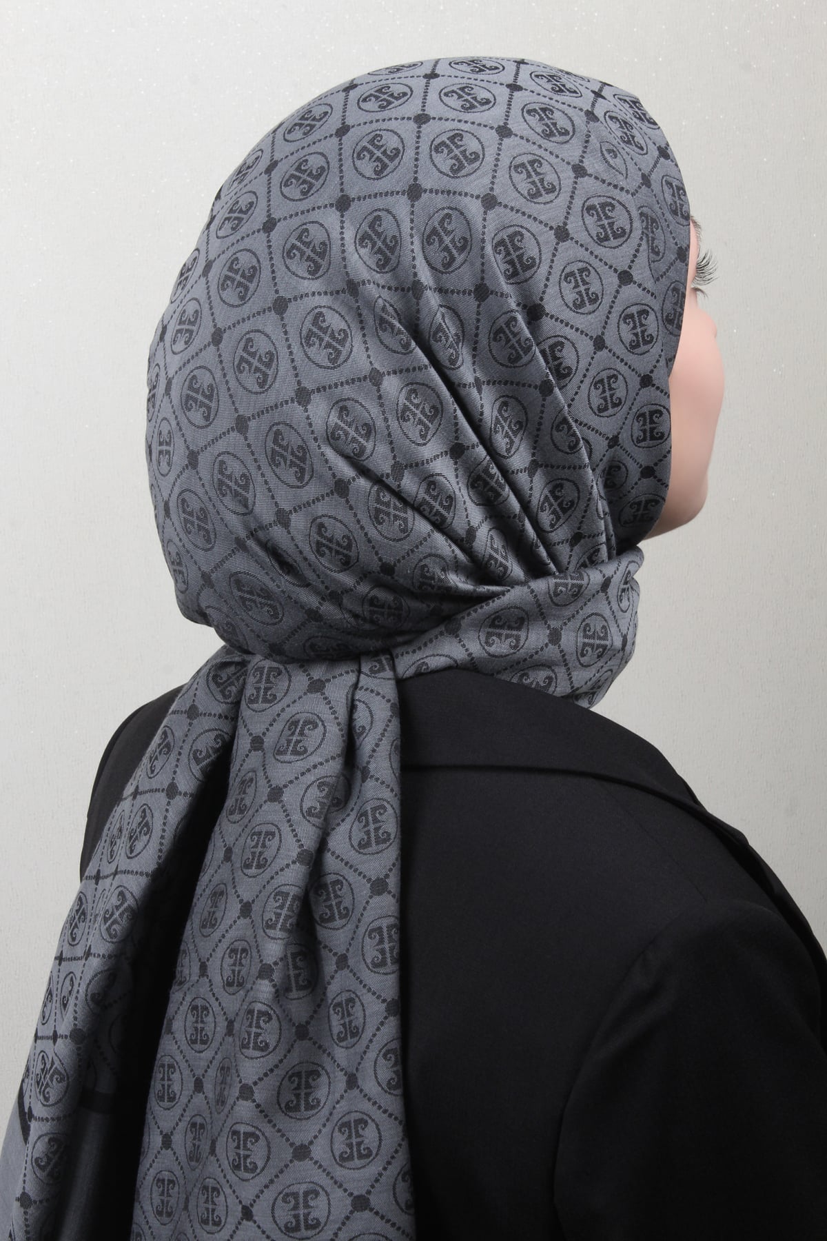 Pierre Cardin Pamuklu Şal 4106-10 Füme
