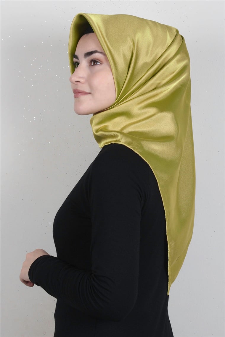 Piramit Düz Renk Eşarp 1340-21 Yağ Yeşili