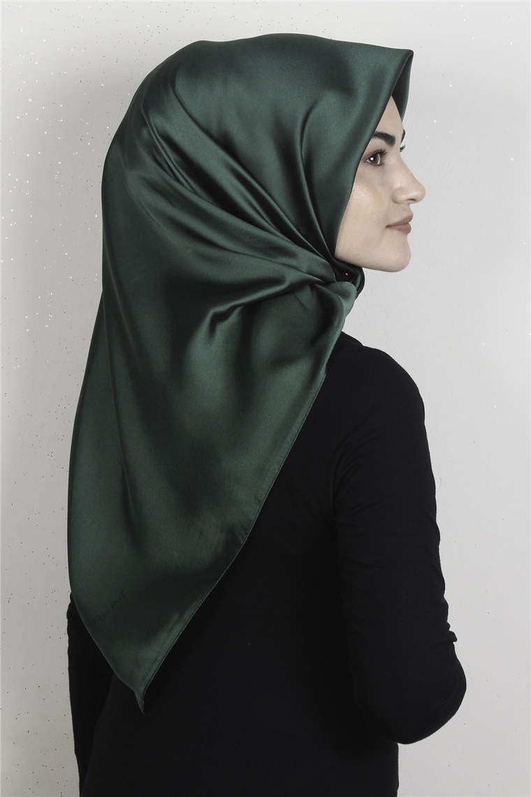 Piramit Düz Renk Eşarp 1340-64 Zümrüt