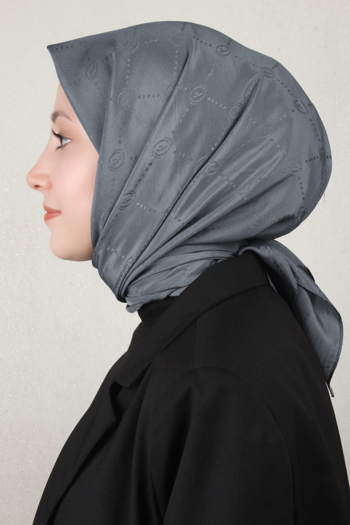 Piramit Monogram Eşarp 4117-3 Füme