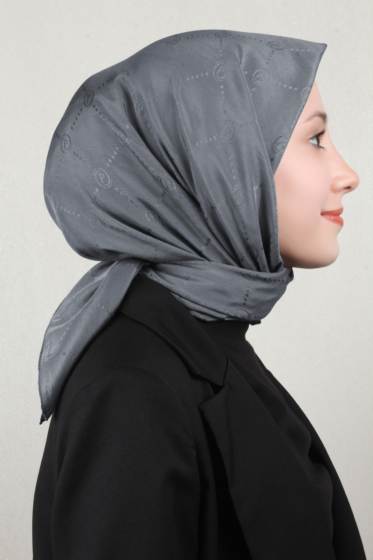 Piramit Monogram Eşarp 4117-3 Füme
