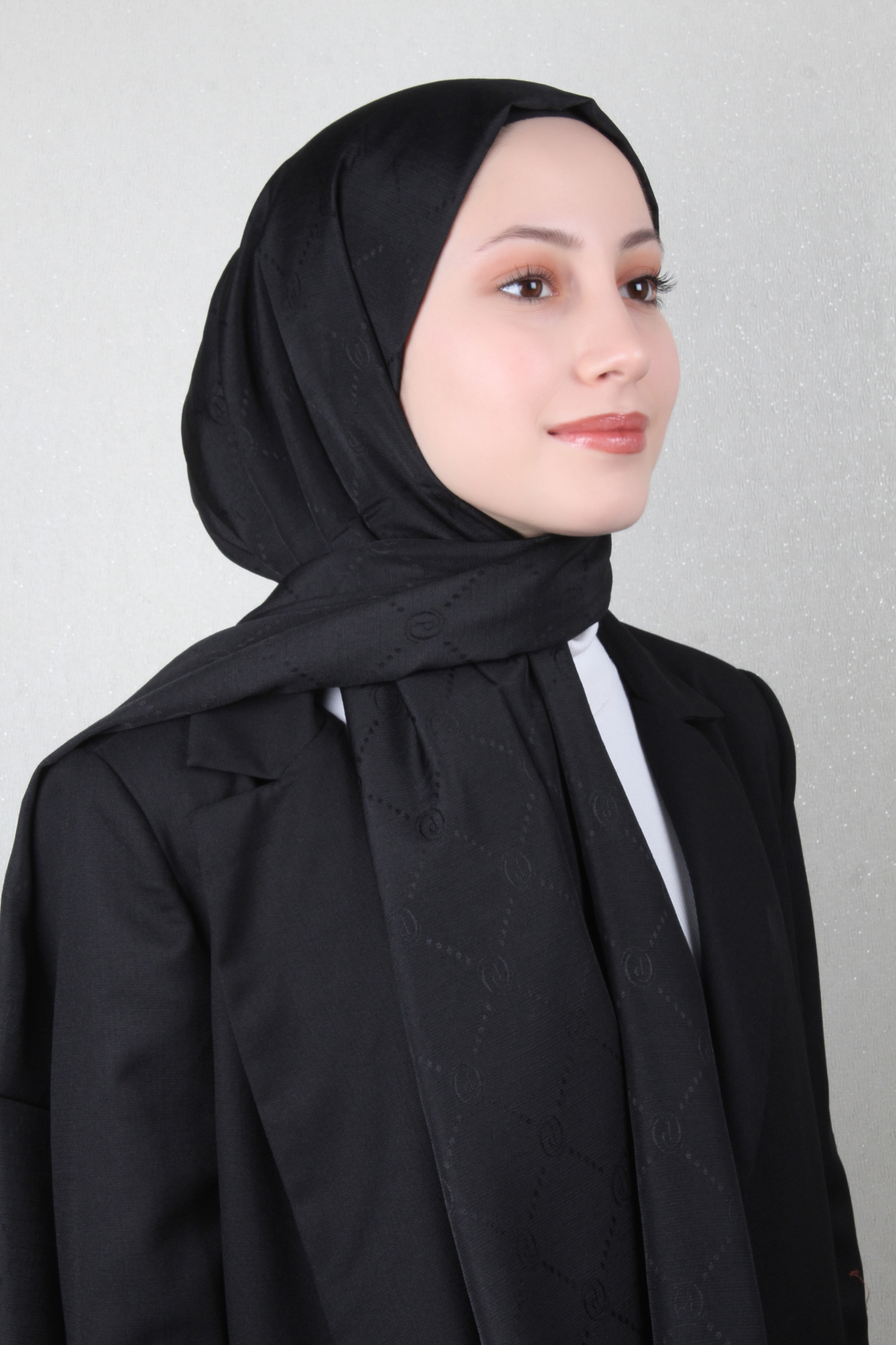 Piramit Monogram Şal 2889-18 Siyah