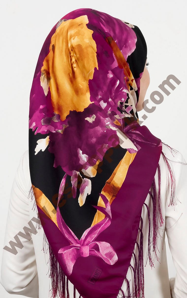 Piramit Püsküllü Eşarp 111-0023-19
