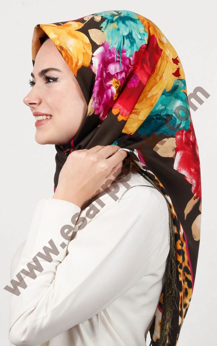 Piramit Püsküllü Eşarp 111-0023-29