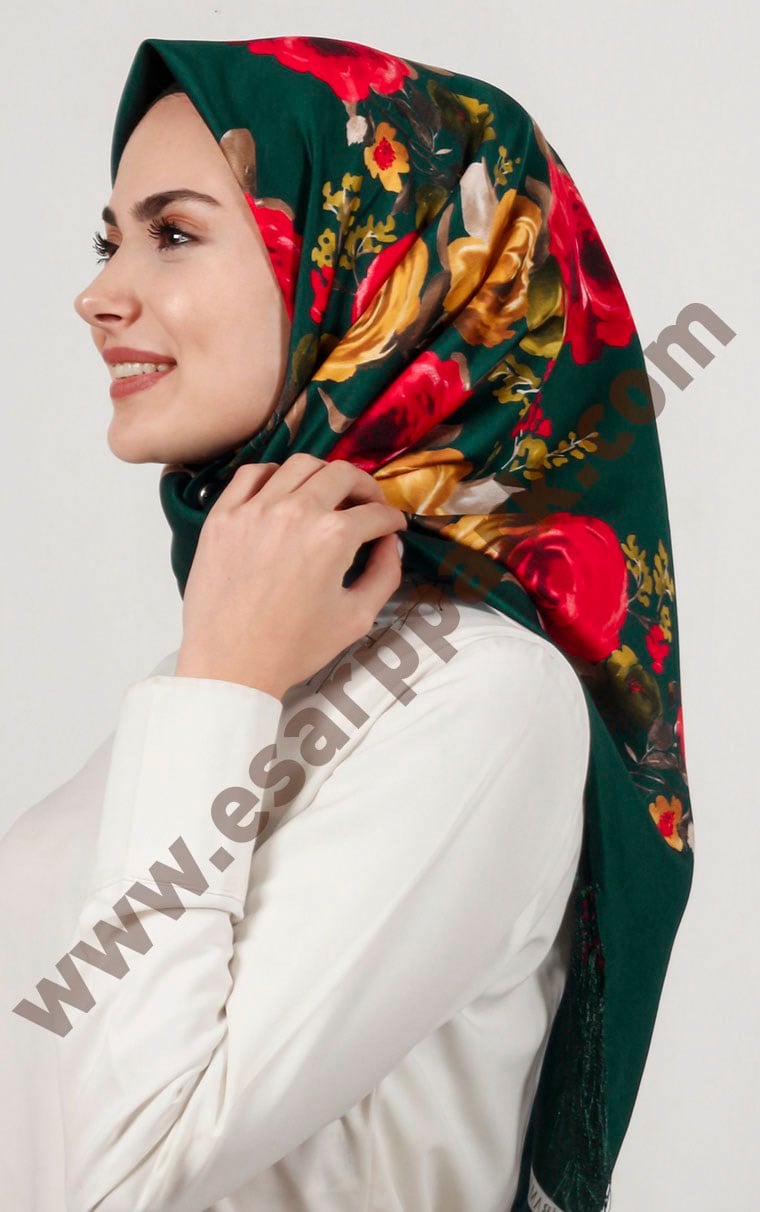 Piramit Püsküllü Eşarp 111-0023-61