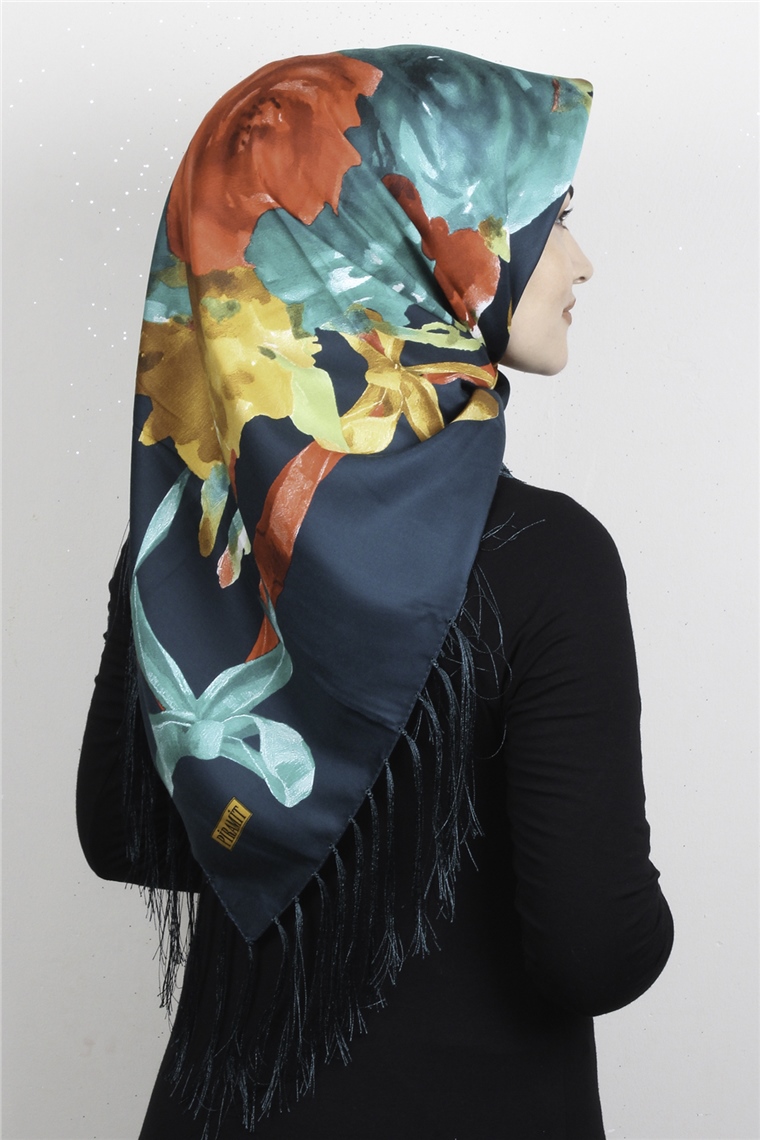 Piramit Püsküllü Eşarp 111-0076 Yeşil
