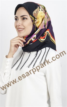 111-0012-11 PİRAMİT PÜSKÜLLÜ EŞARP