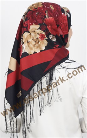 111-0013-05 PİRAMİT PÜSKÜLLÜ EŞARP