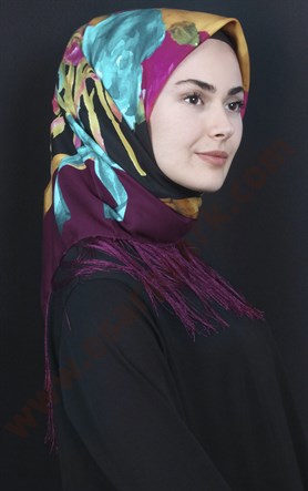 111-0013-21 PİRAMİT PÜSKÜLLÜ EŞARP