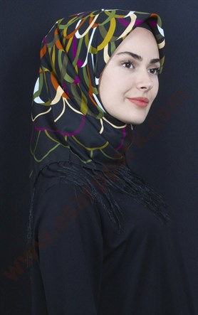 111-0013-22 PİRAMİT PÜSKÜLLÜ EŞARP