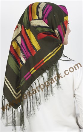 111-0015-01 PİRAMİT PÜSKÜLLÜ EŞARP