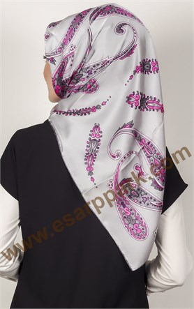 1399-8 SARAR İPEK EŞARP