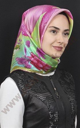 528-0001-22 %30 İPEK EŞARP