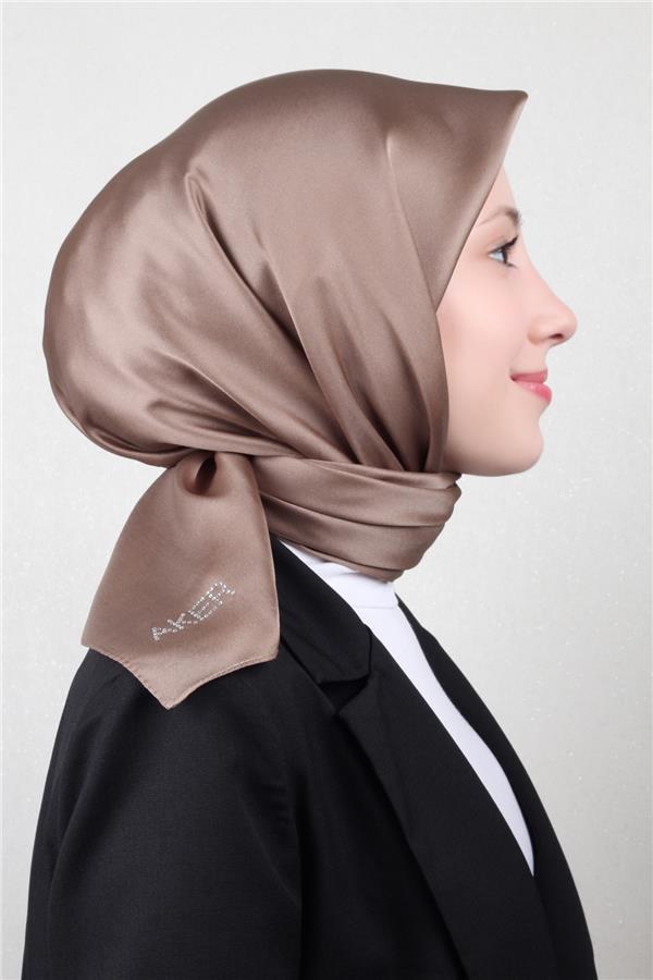 Aker Kristal Eşarp 1070900-983 Fondöten