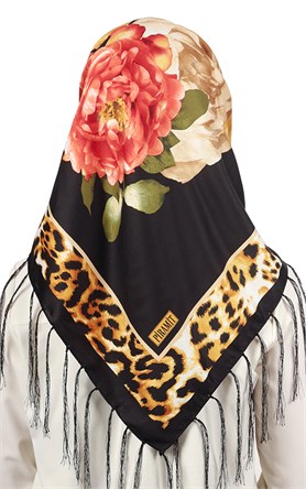 111-0017-02 PİRAMİT PÜSKÜLLÜ EŞARP