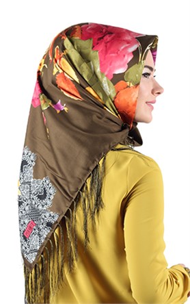 111-0013-23 PİRAMİT PÜSKÜLLÜ EŞARP