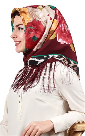 111-0017-03 PİRAMİT PÜSKÜLLÜ EŞARP