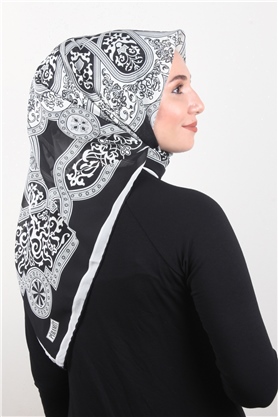 Piramit Krep Eşarp 116-0010-04 Siyah-Beyaz