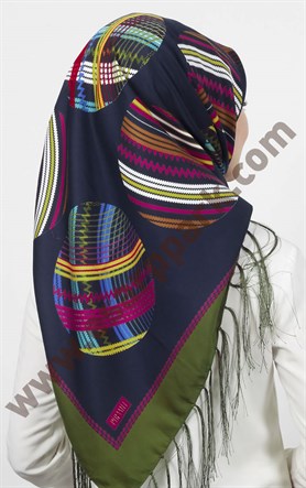 Piramit Püsküllü Eşarp 111-0023-07