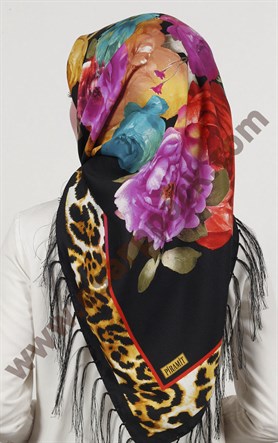 Piramit Püsküllü Eşarp 111-0023-101