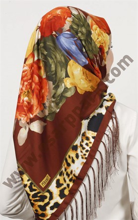 Piramit Püsküllü Eşarp 111-0023-32