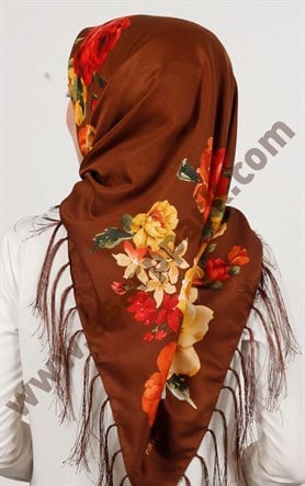 Piramit Püsküllü Eşarp 111-0023-49