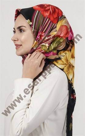 Piramit Püsküllü Eşarp 111-0023-72