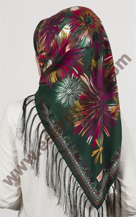 Piramit Püsküllü Eşarp 111-0023-85