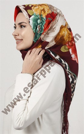 Piramit Püsküllü Eşarp 111-0023-92