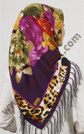 Piramit Püsküllü Eşarp 111-0023-96