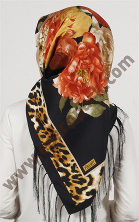 Piramit Püsküllü Eşarp 111-0023-98