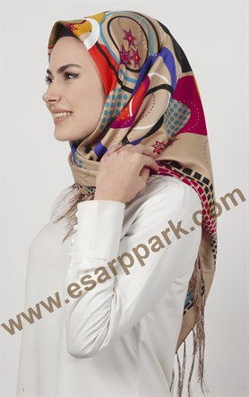 Piramit Püsküllü Eşarp 111-0024-01