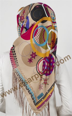 Piramit Püsküllü Eşarp 111-0024-01